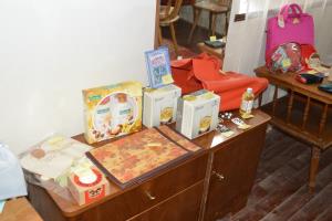 Razstava torbic in porcelana ob prvi obletnici delovanja 5